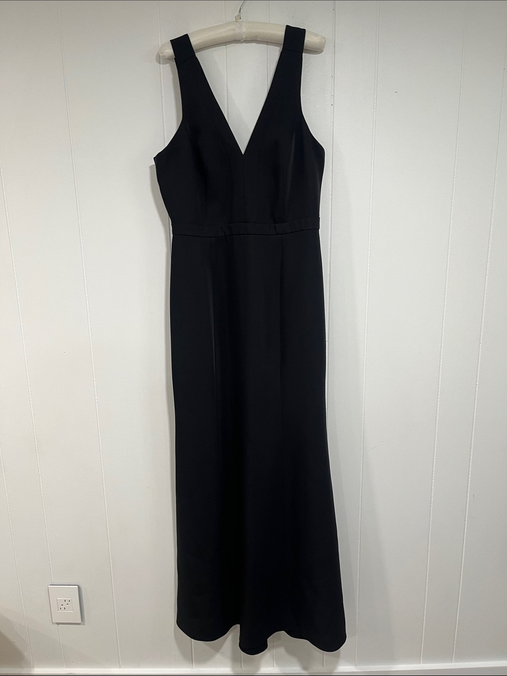 BCBGMaxAzria Black Deep V-Neck Floor-Length Gown - Picture 4 of 14